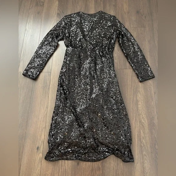 H&M Black Sequin Wrap Midi Dress M | Party Holiday Glam - Picture 15 of 16